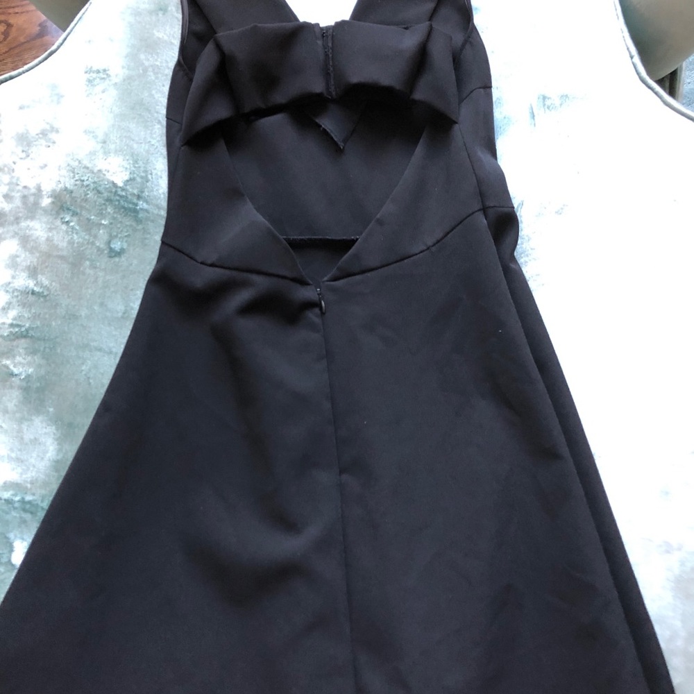 Little Black Dress - Picture 3 of 7